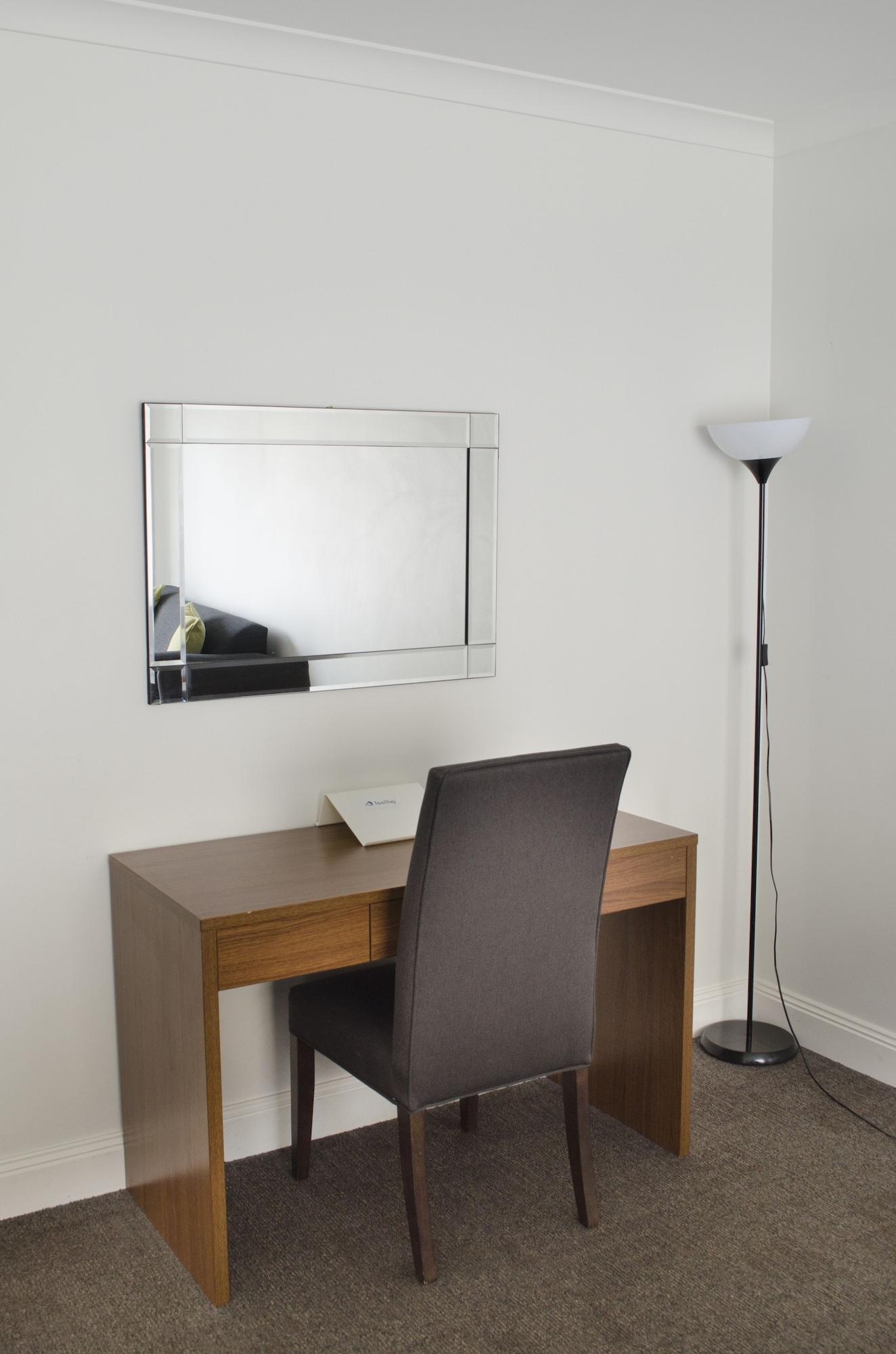 Amazing Accommodations: St Kilda 4* Melbourne